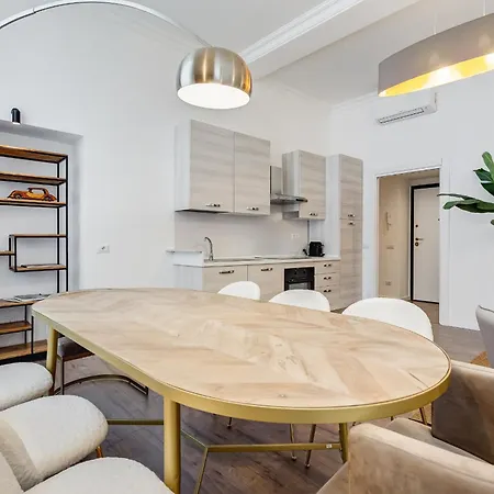 아파트 Bmga L Ottaviano Lux 3bdr 로마