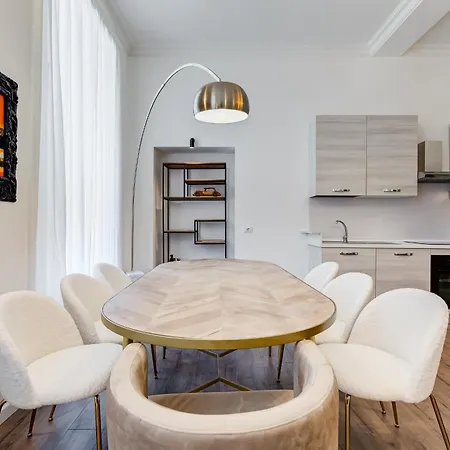 Bmga L Ottaviano Lux 3bdr 로마