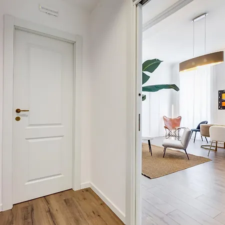 Apartment Bmga L Ottaviano Lux 3bdr *