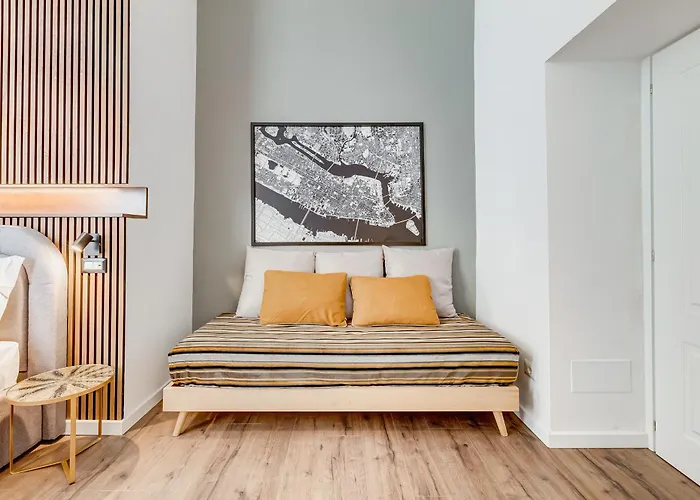 Bmga L Ottaviano Lux 3bdr * Rome